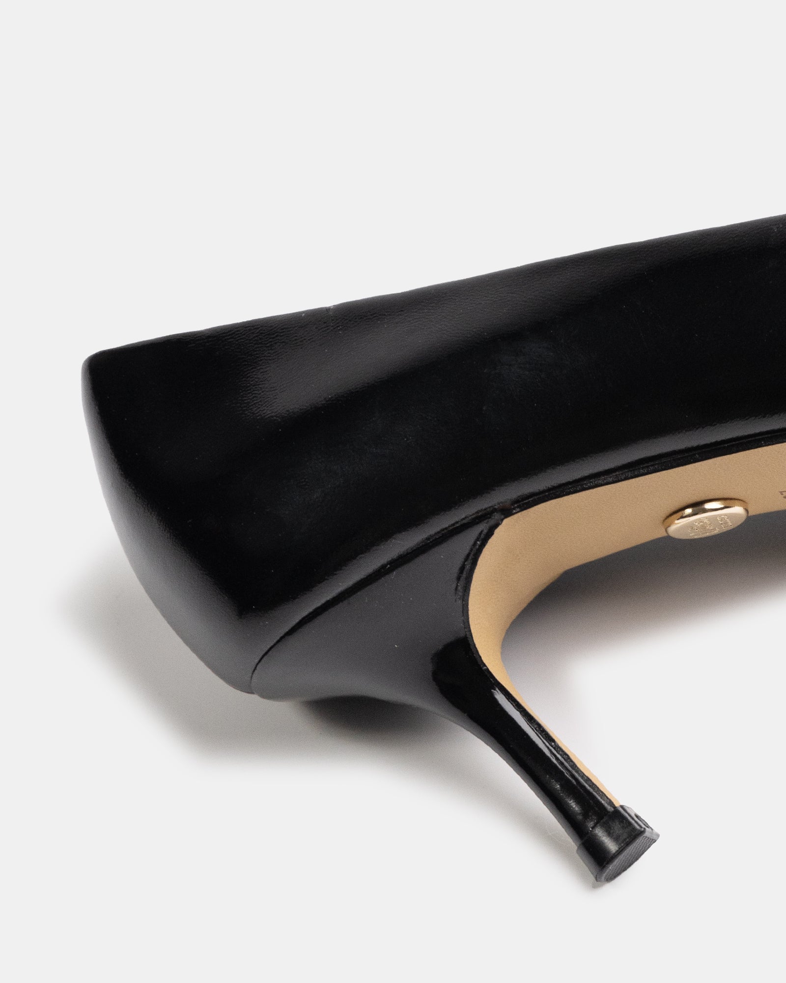 Maine Black Shiny Leather Pump