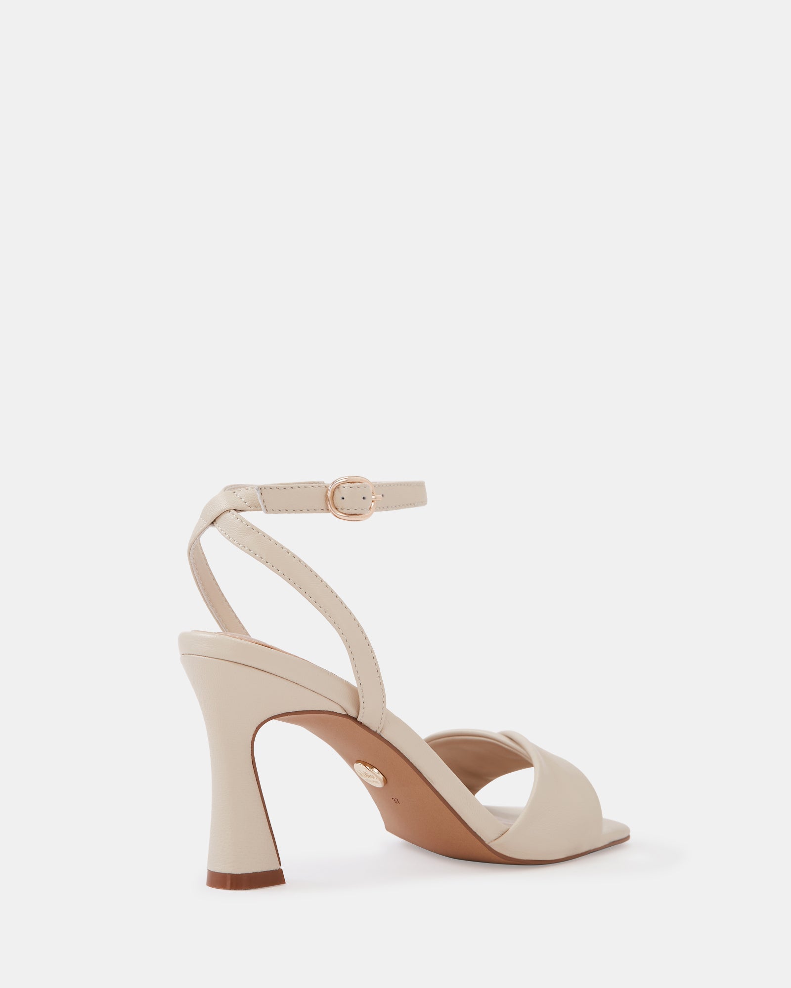 Yolanda Vintage Ivory Leather Flared Heel