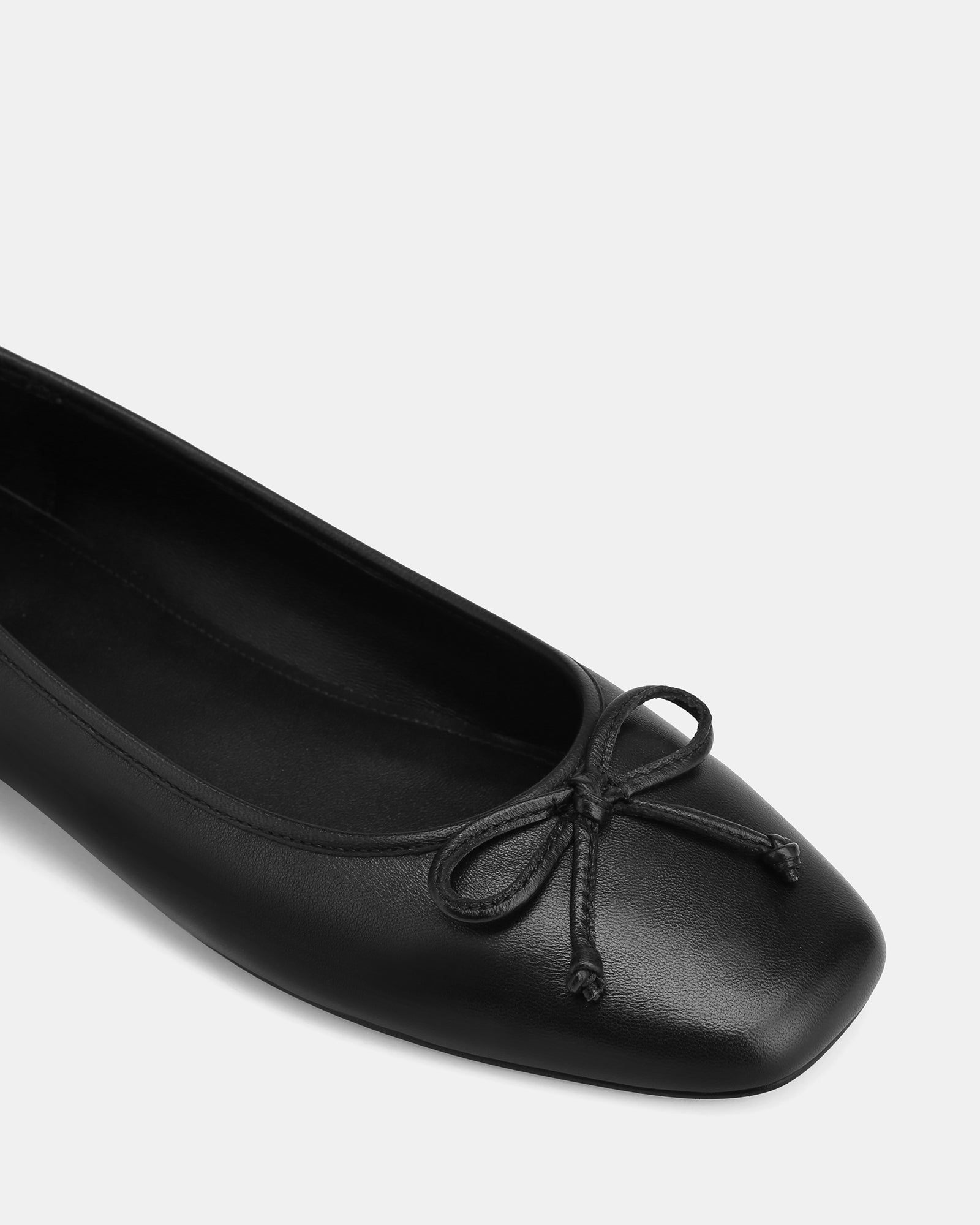 Armenia Black Leather Ballet Flat