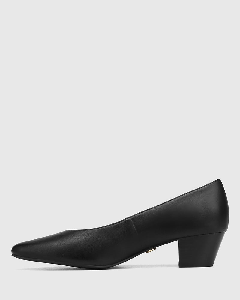 Cara Black Leather Pump