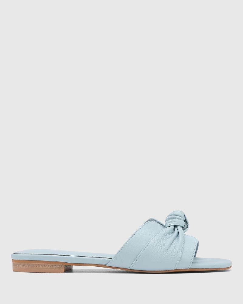 DUA PLACID BLUE LEATHER
