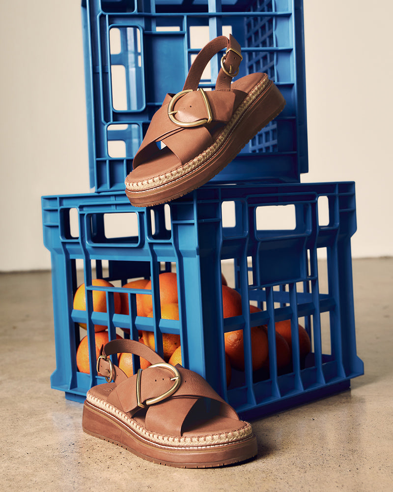 Deia Dark Cognac Pebble Leather Flatform