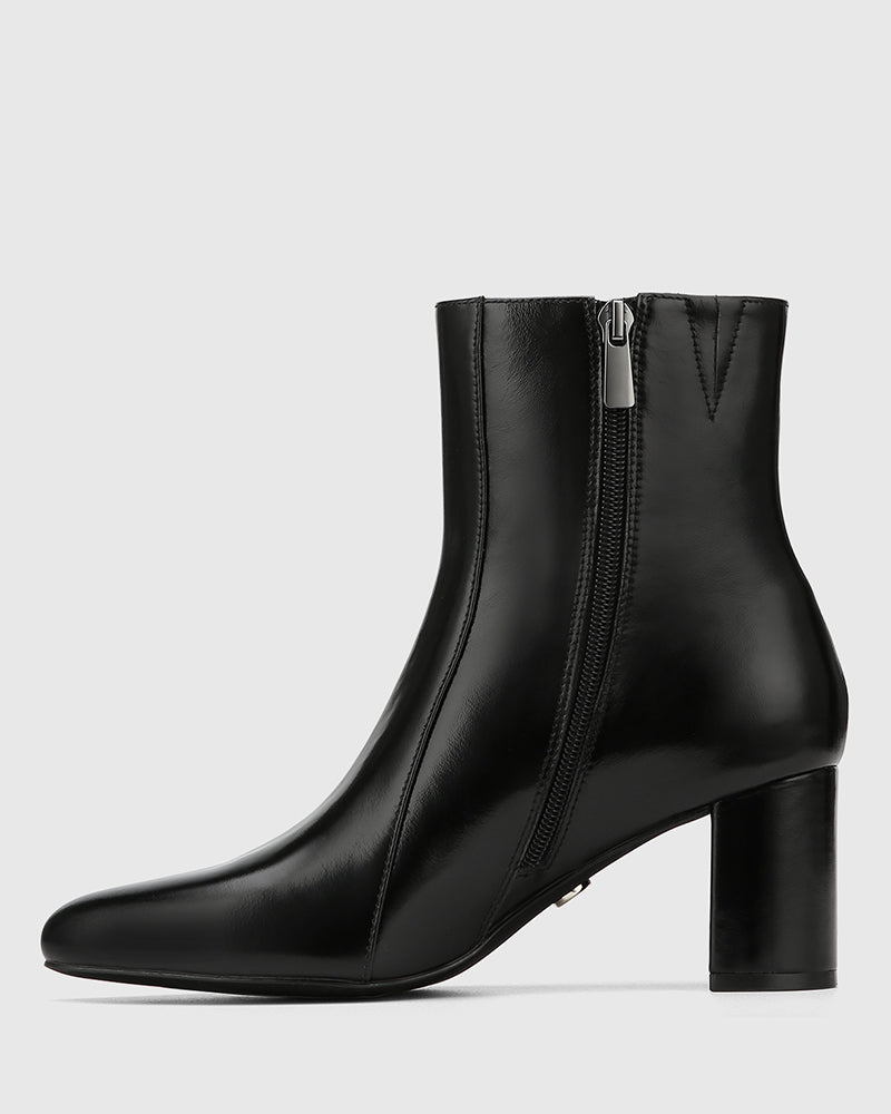 Kilton Black Shiny Leather Ankle Boot