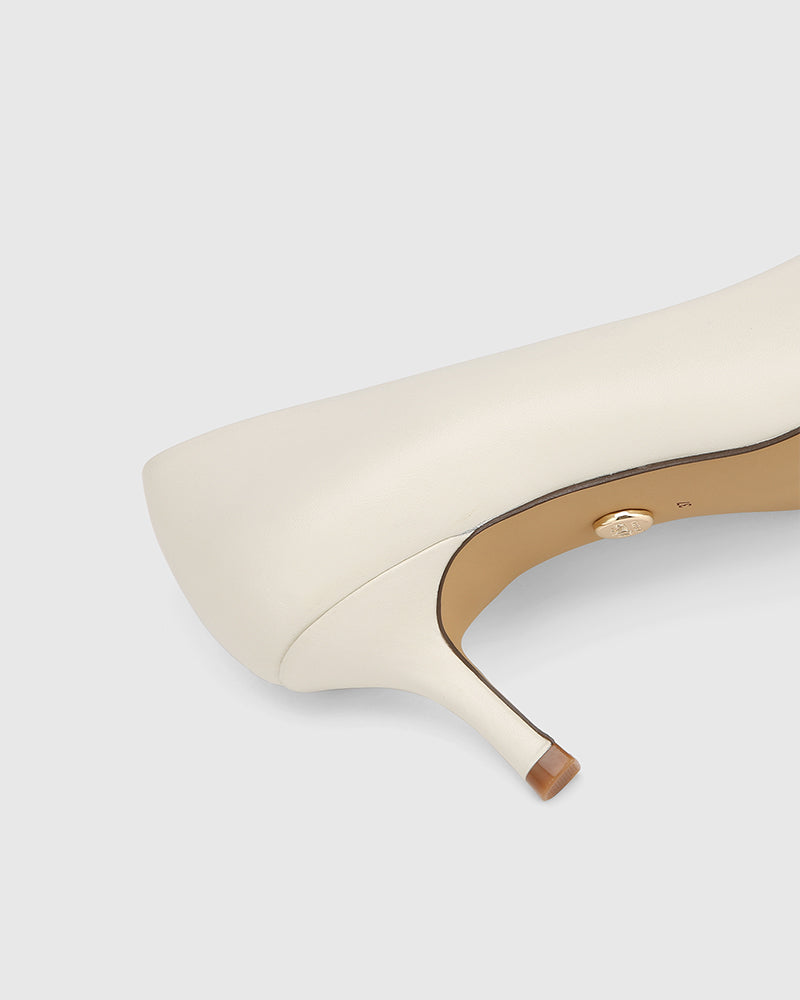 Maine Off White Leather Pump