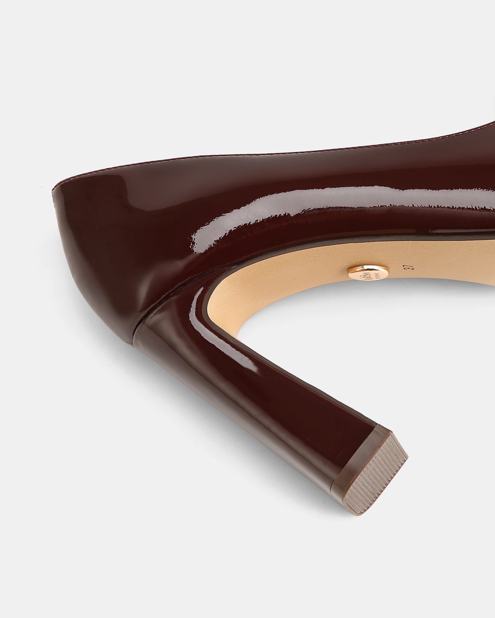 Perley Raisin Patent Leather Pump